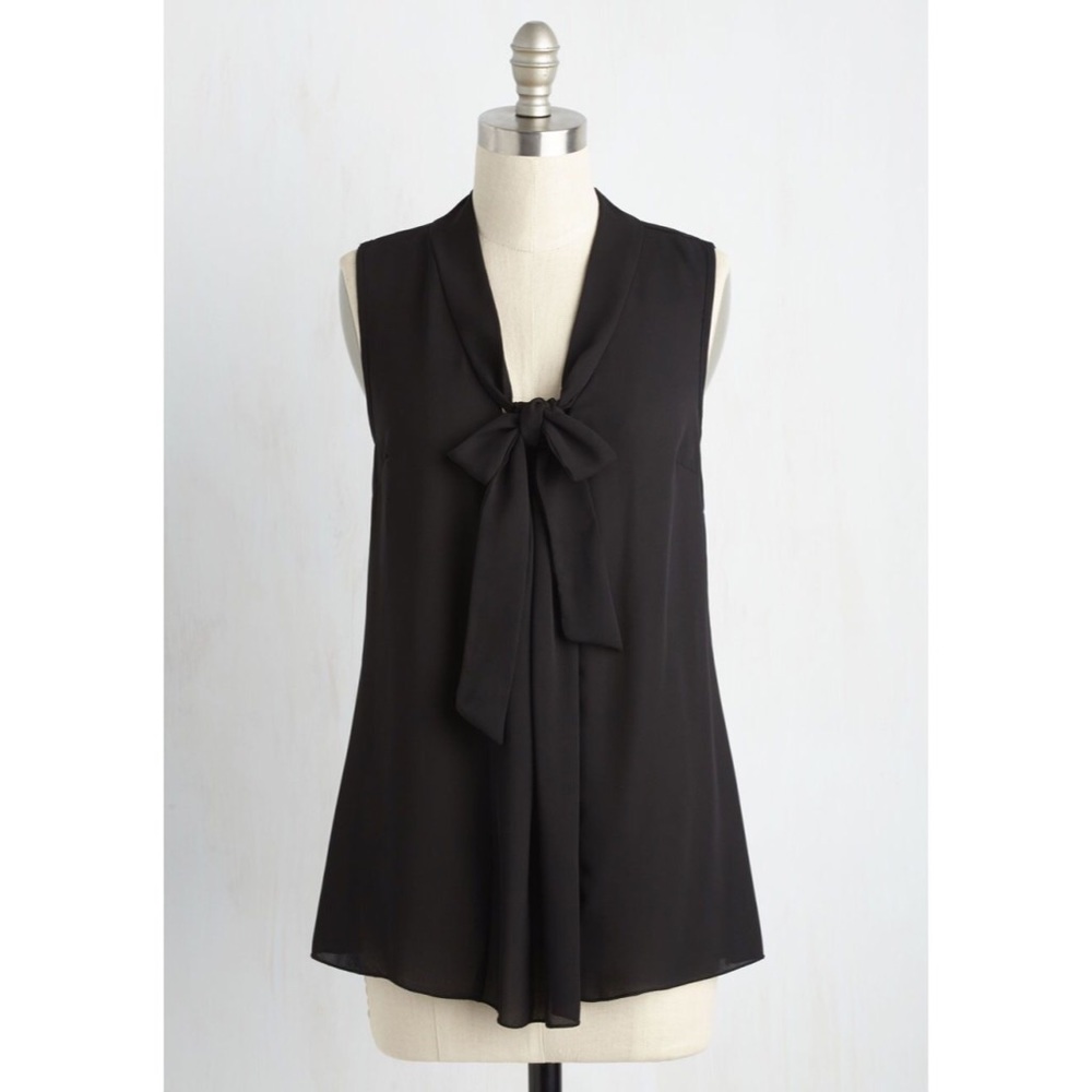 Miami Moments Top in Licorice